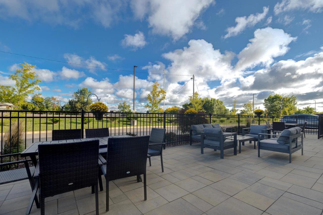 Holiday Inn Express & Suites - Ann Arbor - University South By Ihg Exterior foto
